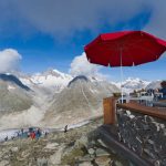 Cafe Aesthetic Dengan View Pegunungan Untuk Healing